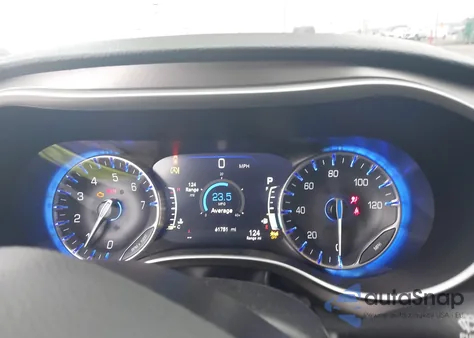 2021 Chrysler Pacifica Touring L z USA, uszkodzony, nr VIN 2C4RC1BG9MR579984